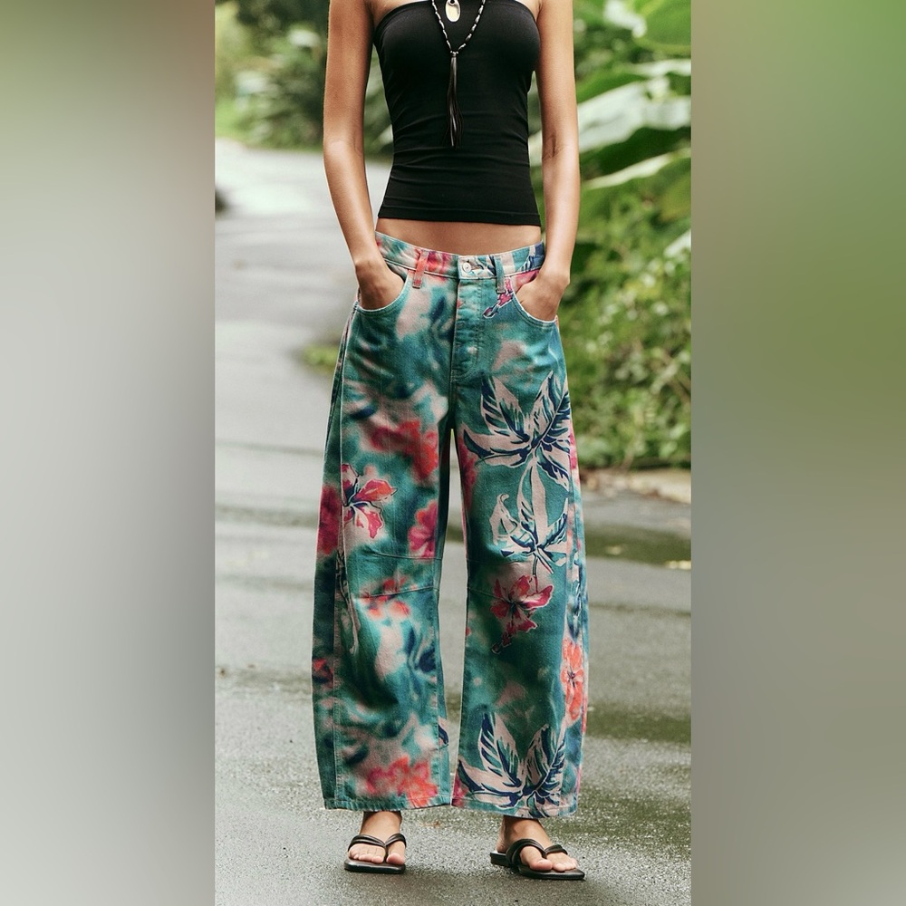 We the Free Good Luck Printed Barrel Jeans Pool Floral print
